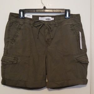 Green Bermuda shorts